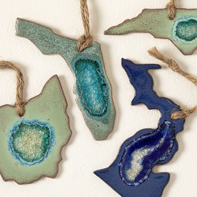 2641-geode-state-ornament-1.jpg