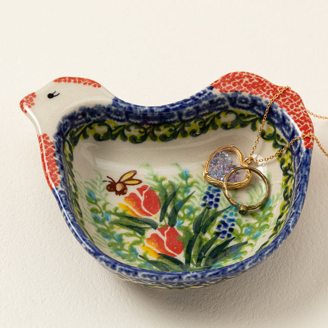 2676-polish-hen-pinch-pot-1.jpg