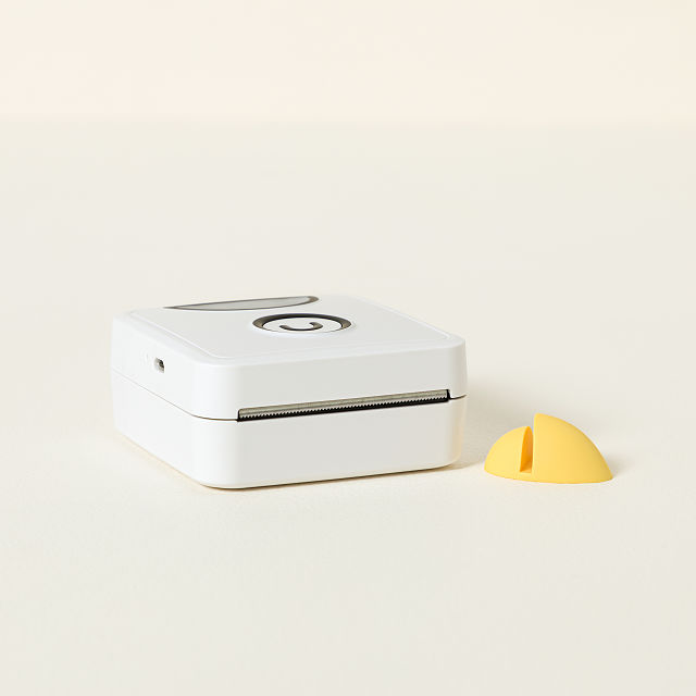 2700-inkless-instant-photo-and-label-printer-1.jpg