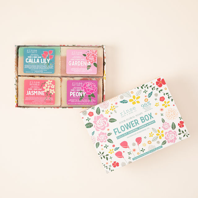 2718-box-of-flowers-soaps-1.jpg
