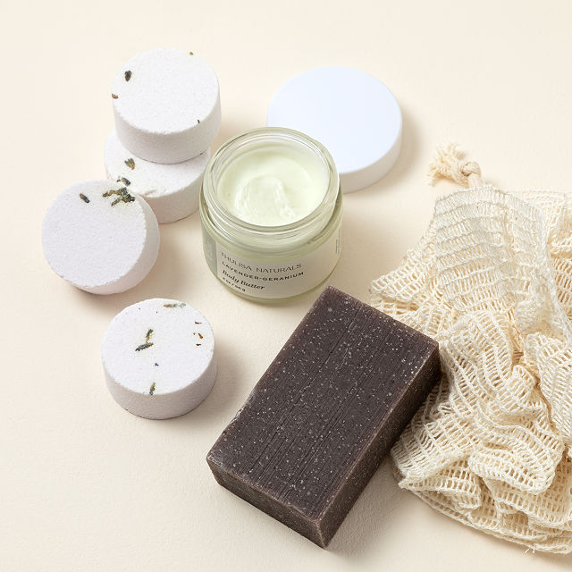 2732-instant-spa-shower-gift-box-1.jpg