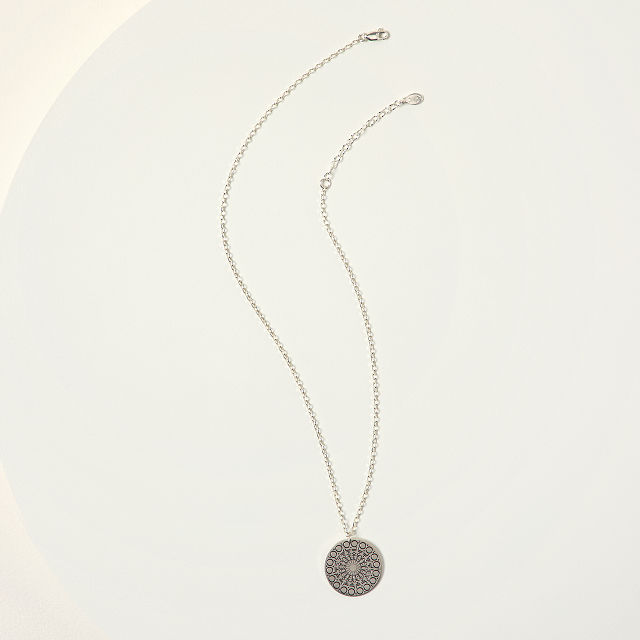 2772-custom-name-necklace-1.jpg