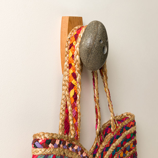 2838-holdergeist-wall-hook-1.jpg
