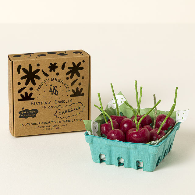 2860-berries-cherries-birthday-candles-1.webp