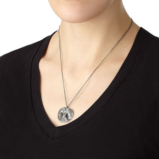 2927-custom-pet-nose-print-necklaces-1.jpg