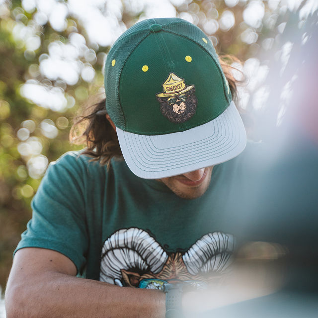 2945-smokey-the-groovy-bear-hat-1.jpg