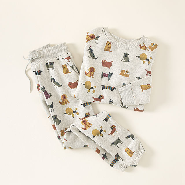 Dog Loverâs Cozy Sweatshirt & Jogger