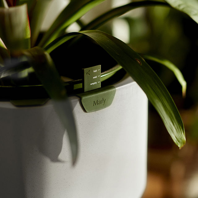 304-stackable-self-watering-recycled-planter-1.jpg