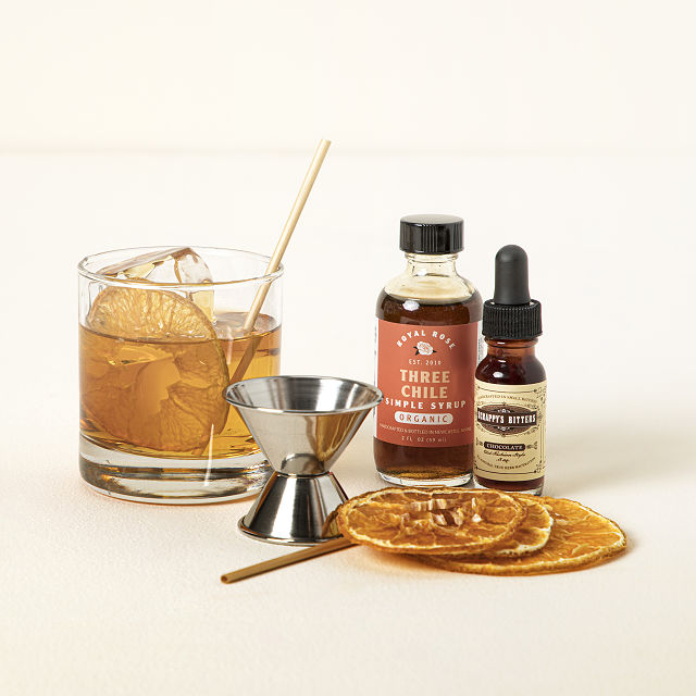 340-spiced-old-fashioned-cocktail-kit-1.jpg
