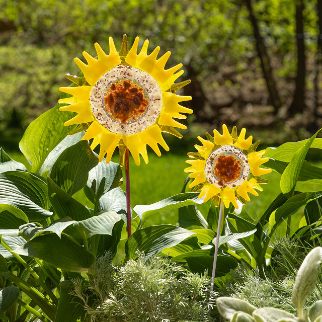 Handmade Glass Garden Stakes - Sunflower