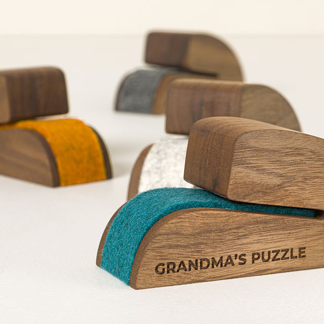 517-handmade-walnut-puzzle-lid-stand-1.jpg