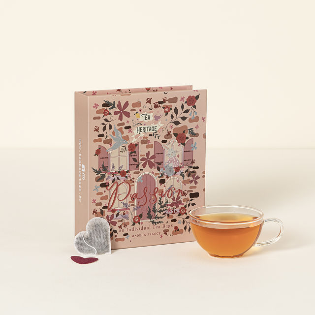 595-enchanting-brews-tea-treasure-box-1.jpg