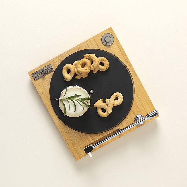 611-turntable-cheese-board-1.jpg