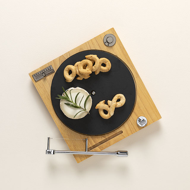611-turntable-cheese-board-1.jpg