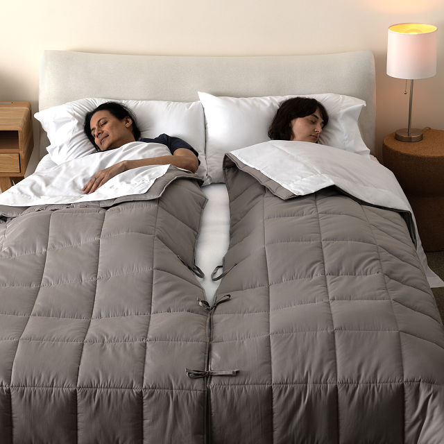 627-couple-s-split-bedding-1.jpg