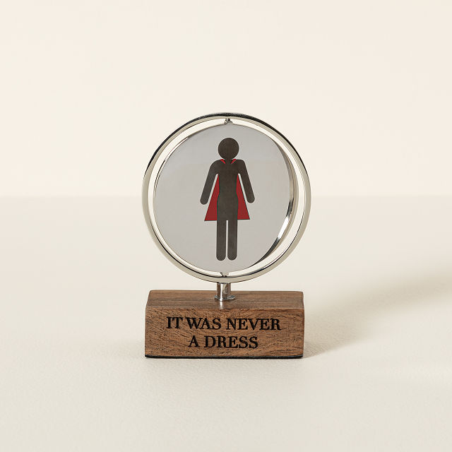 It Was Never a Dress Desktop Spinner