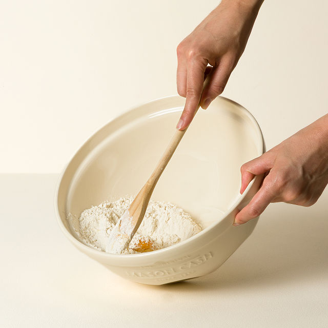 644-tilt-stir-mixing-bowl-1.jpg