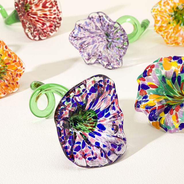 665-glass-flowers-with-a-message-1.jpg