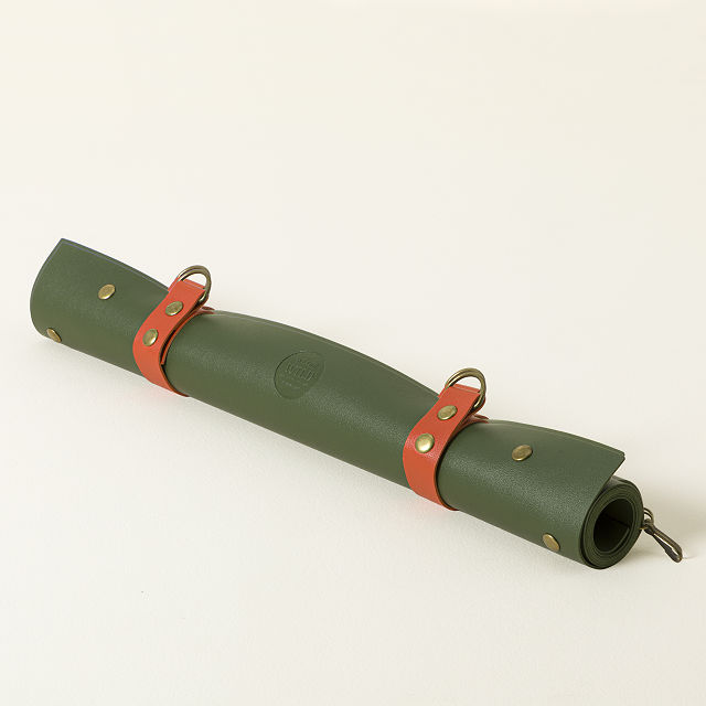 711-reusable-roll-up-potting-mat-1.jpg