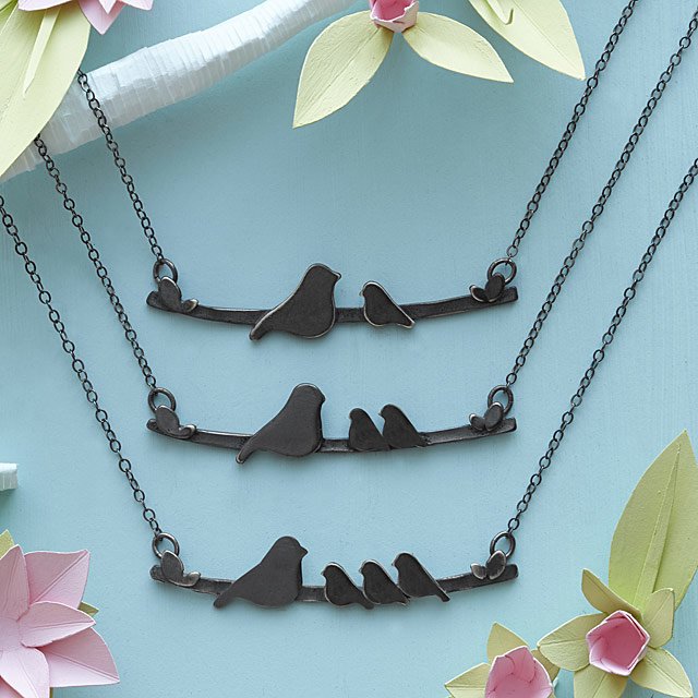 718-mother-nestling-birds-necklace-1.jpg