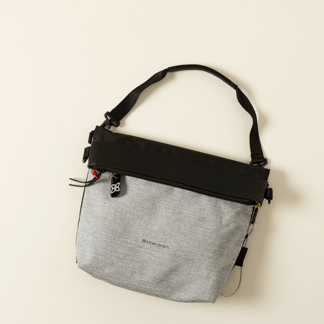 724-anti-theft-convertible-bag-1.jpg