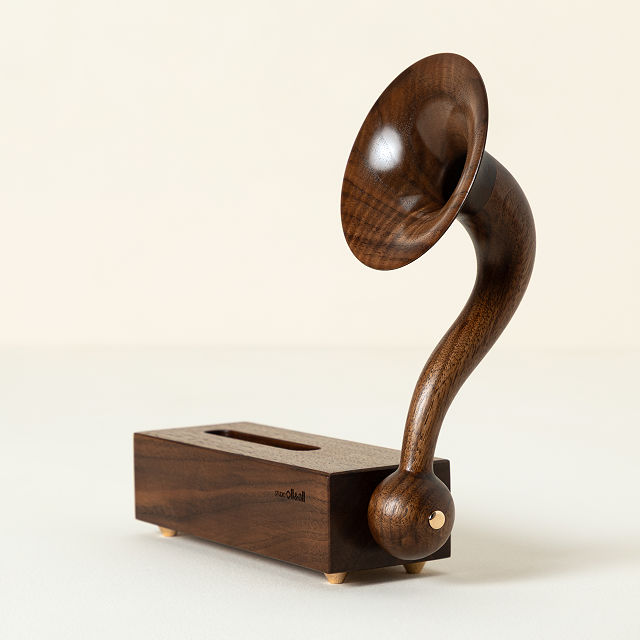 738-acoustic-gramophone-amplifying-speaker-1.jpg