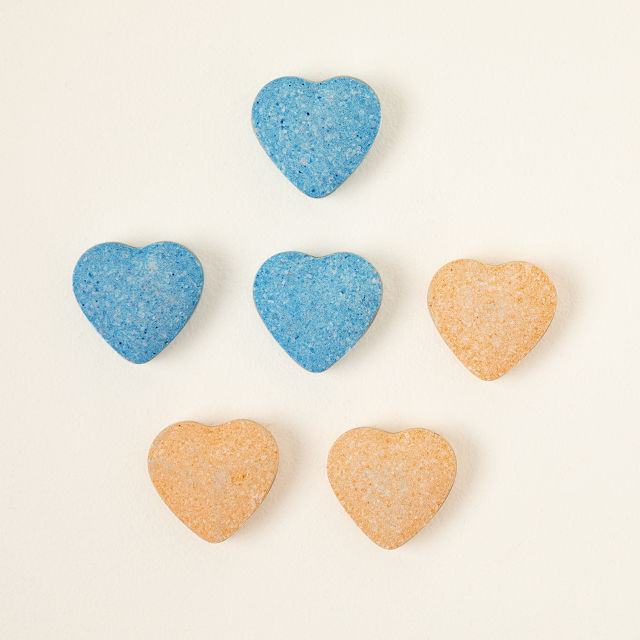 754-glitter-hearts-toilet-bombs-1.jpg
