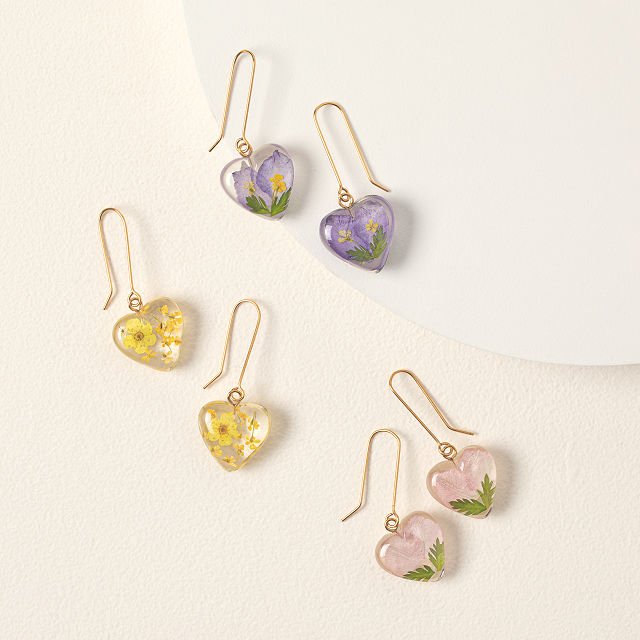 813-birth-month-flower-heart-earrings-1.jpg