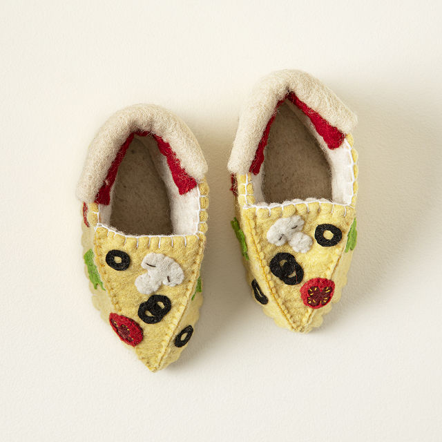 818-small-slice-pizza-booties-1.jpg