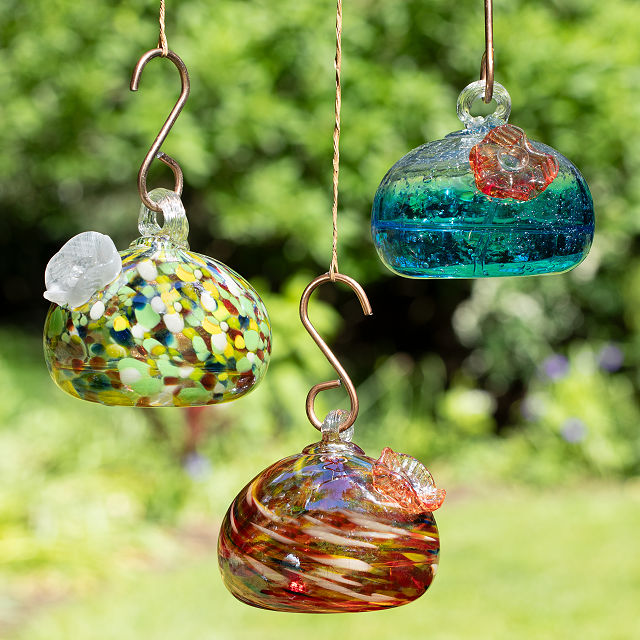 856-birds-of-a-feather-hummingbird-feeder-1.jpg