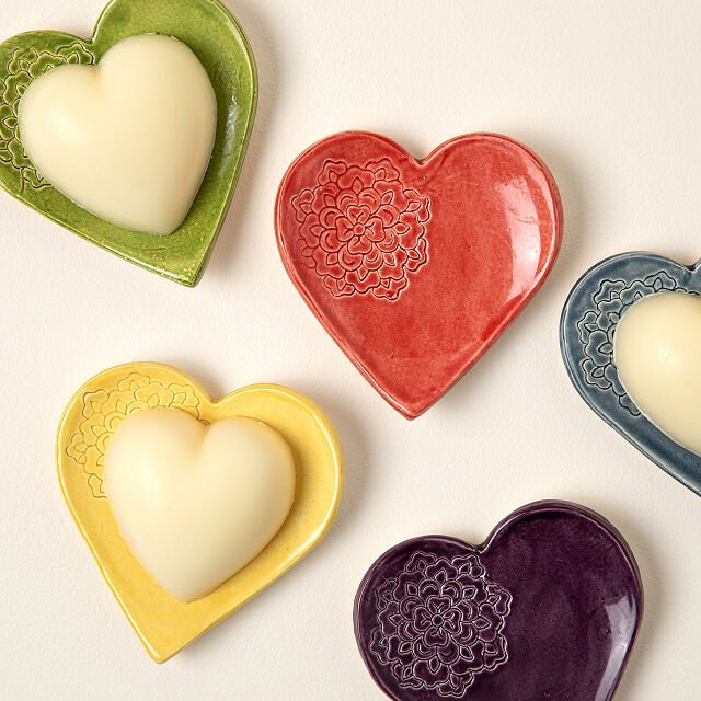 878-handmade-heart-shaped-balm-with-dish-1.jpg