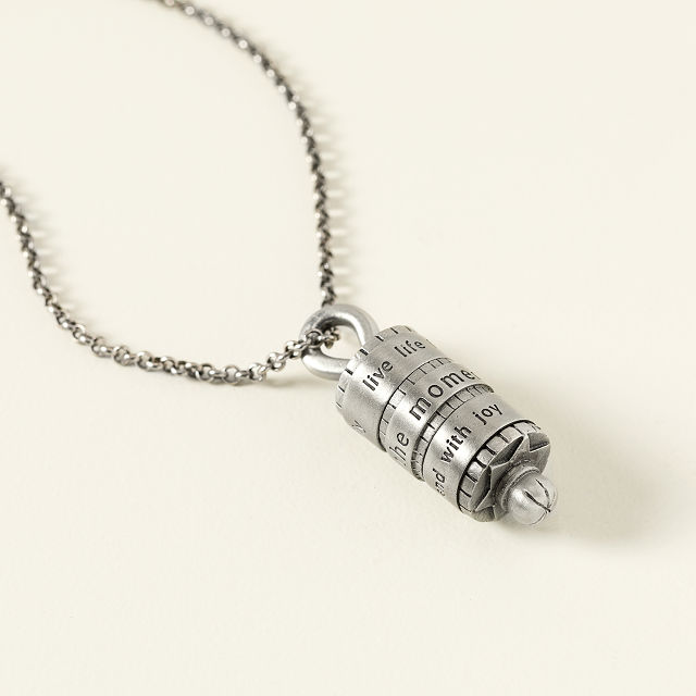 The Moment Is Now Spinning Necklace